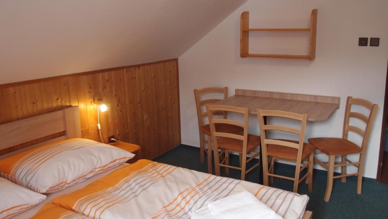 Pension Kubat Spindleruv Mlyn Exterior photo
